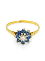 Laden Sie das Bild in den Galerie-Viewer, 18k Gelbgold - Ring - mit Saphiren und einem Diamant
