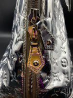 Laden Sie das Bild in den Galerie-Viewer, LOUIS VUITTON Limited Edition Silver Monogram Miroir
