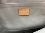 Laden Sie das Bild in den Galerie-Viewer, LOUIS VUITTON Limited Edition Silver Monogram Miroir
