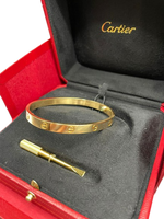 Laden Sie das Bild in den Galerie-Viewer, Cartier Love Bracelet Gelbgold 18K Armreif
