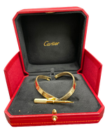 Laden Sie das Bild in den Galerie-Viewer, Cartier Love Bracelet Gelbgold 18K Armreif
