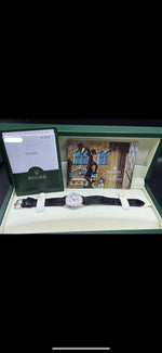 Laden Sie das Bild in den Galerie-Viewer, Rolex Cellini - Handaufzug aus 18K Weißgold / Damenuhr
