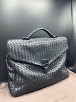 Laden Sie das Bild in den Galerie-Viewer, Bottega Veneta - Leder Business Tasche / Schwarz
