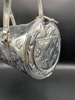 Laden Sie das Bild in den Galerie-Viewer, Papillon Tasche Louis Vuitton Butterfly Silber

